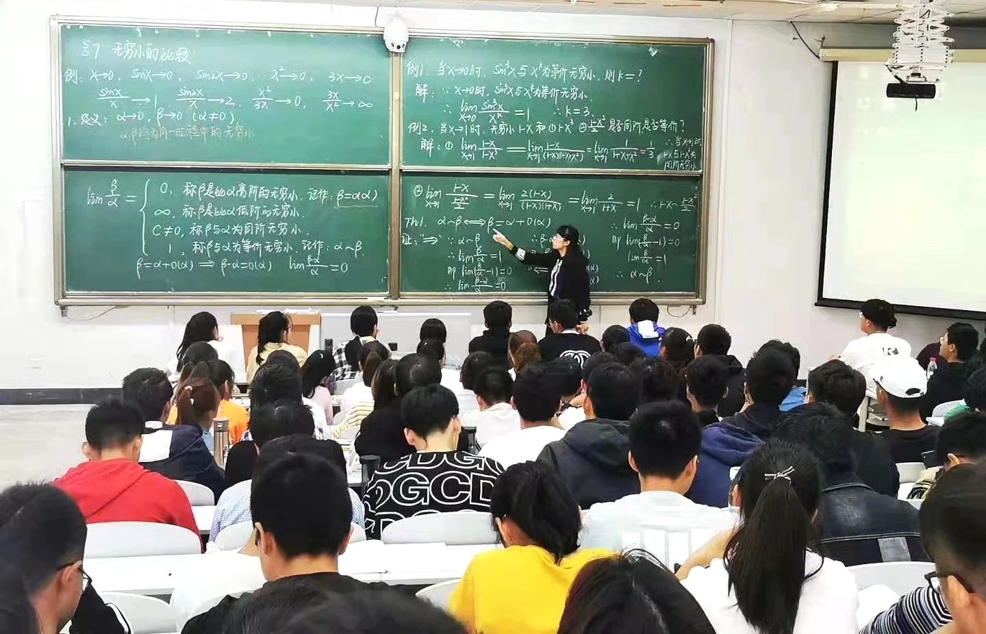 絢爛五月 揚帆奮進——西安明德理工學(xué)院喜獲佳績 圓滿召開2024年民辦高校圖書館論壇