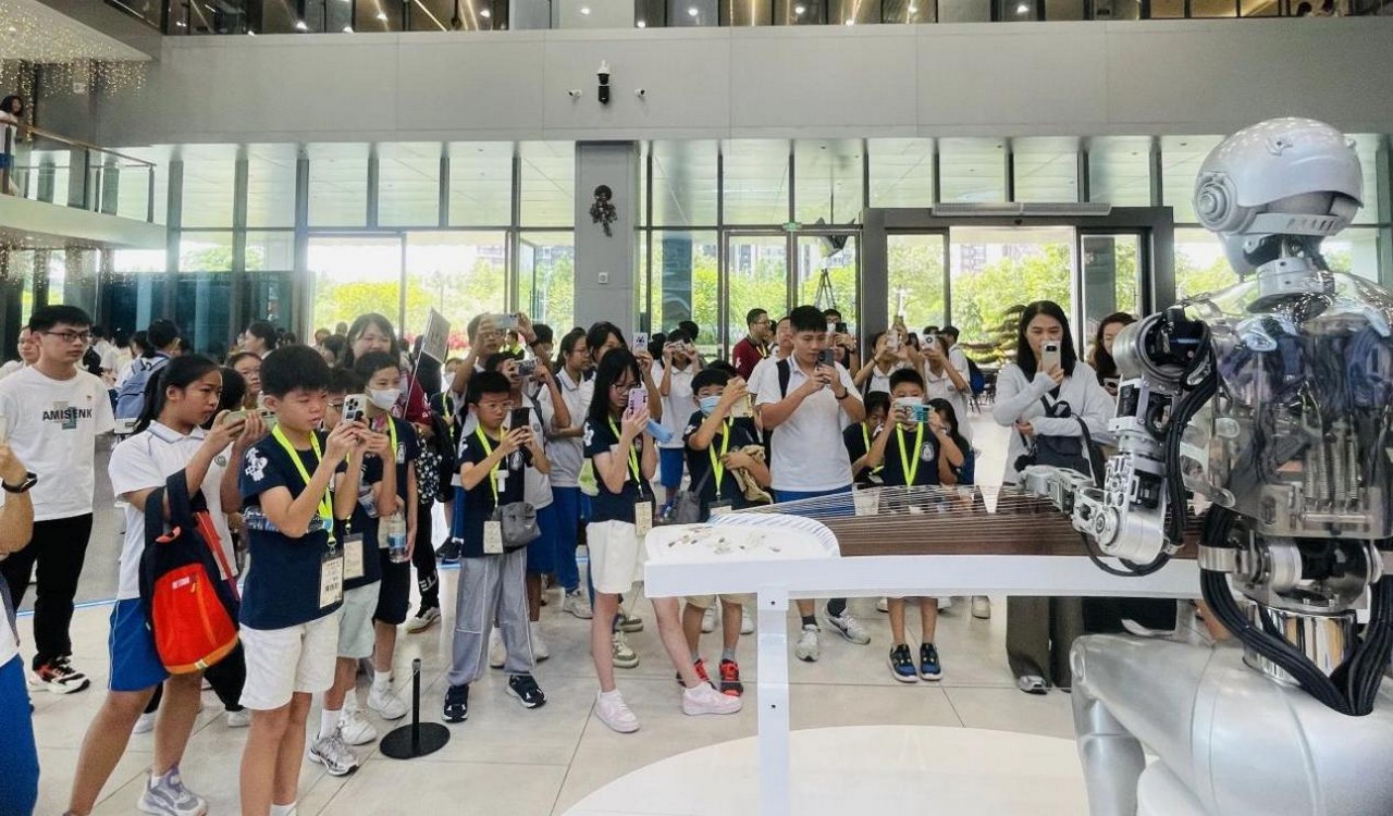 感受大好河山 加強(qiáng)血脈認(rèn)知 厚植家國情懷 2024年“愛我中華”青年大匯聚火車團(tuán)歷史文化探索之旅圓滿結(jié)束