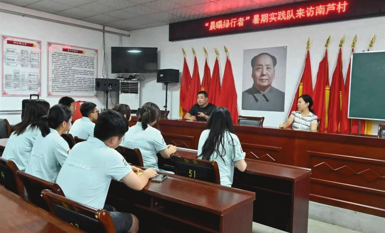 百名學(xué)子訪百企 百名學(xué)子訪百村 西安明德理工學(xué)院開展“四百工程”專項活動（下）